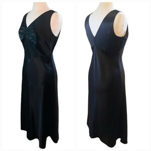 DONCASTER DD COLLECTION Sleeveless Silk Charmeuse/Lycra Bias Cut Dress Sz 10 Blk
